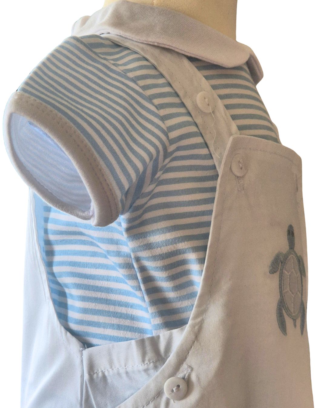 White short dungarees for baby boys