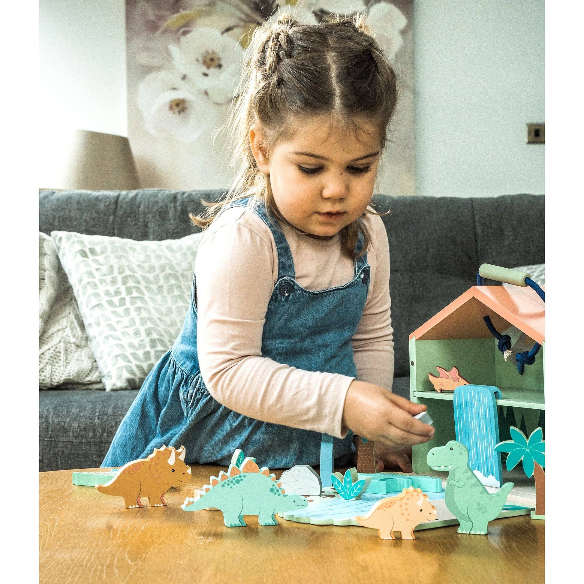 Sustainable wooden dinosaur toys