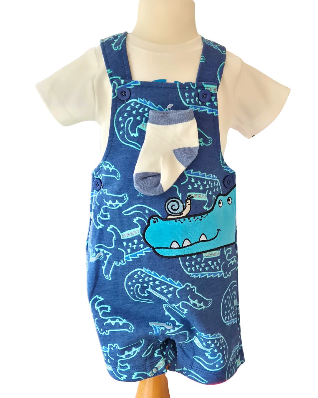 Baby boys summer outfit dungarees and t-shirt set