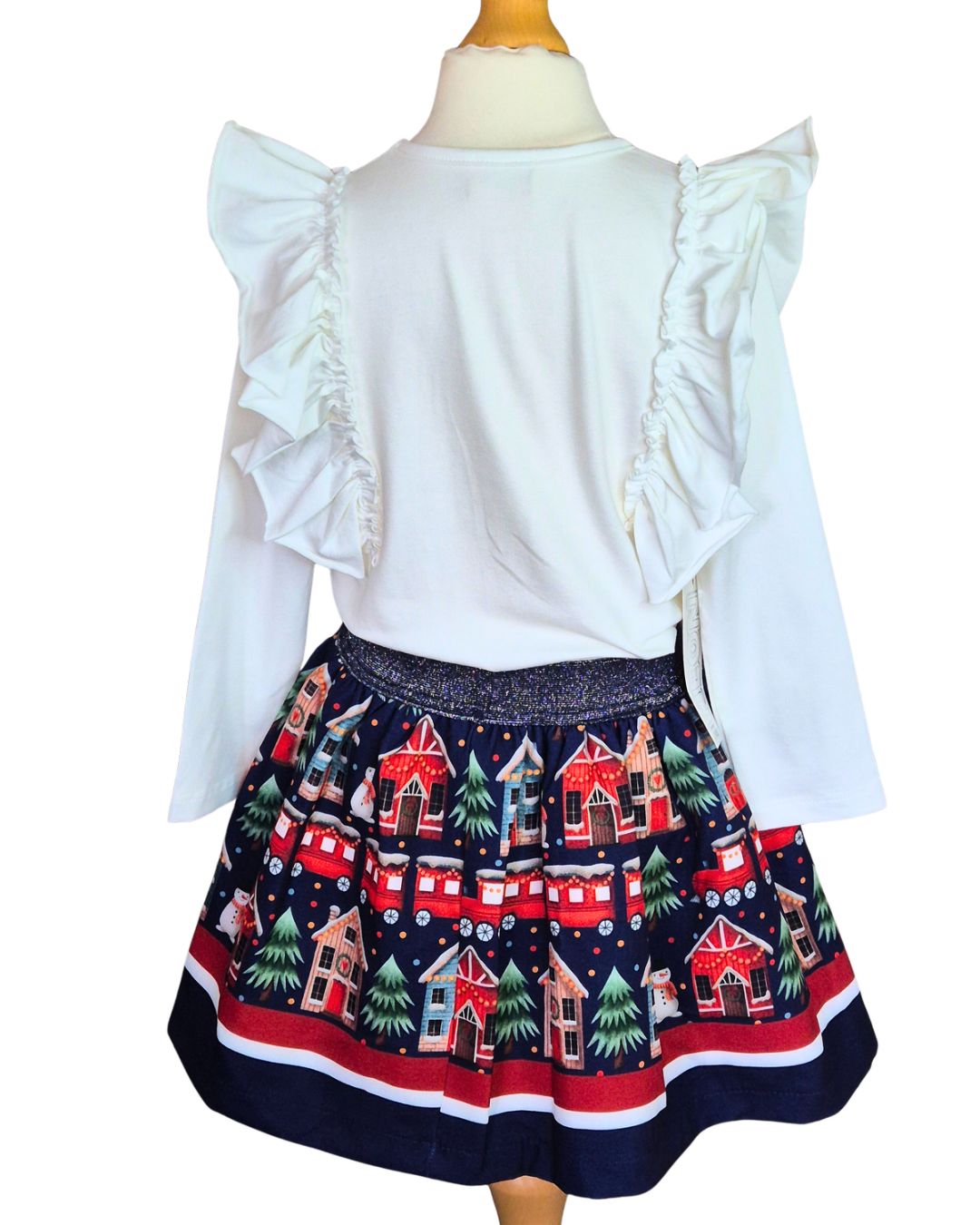 Girls’ gingerbread house Christmas outfit for festive celebrations