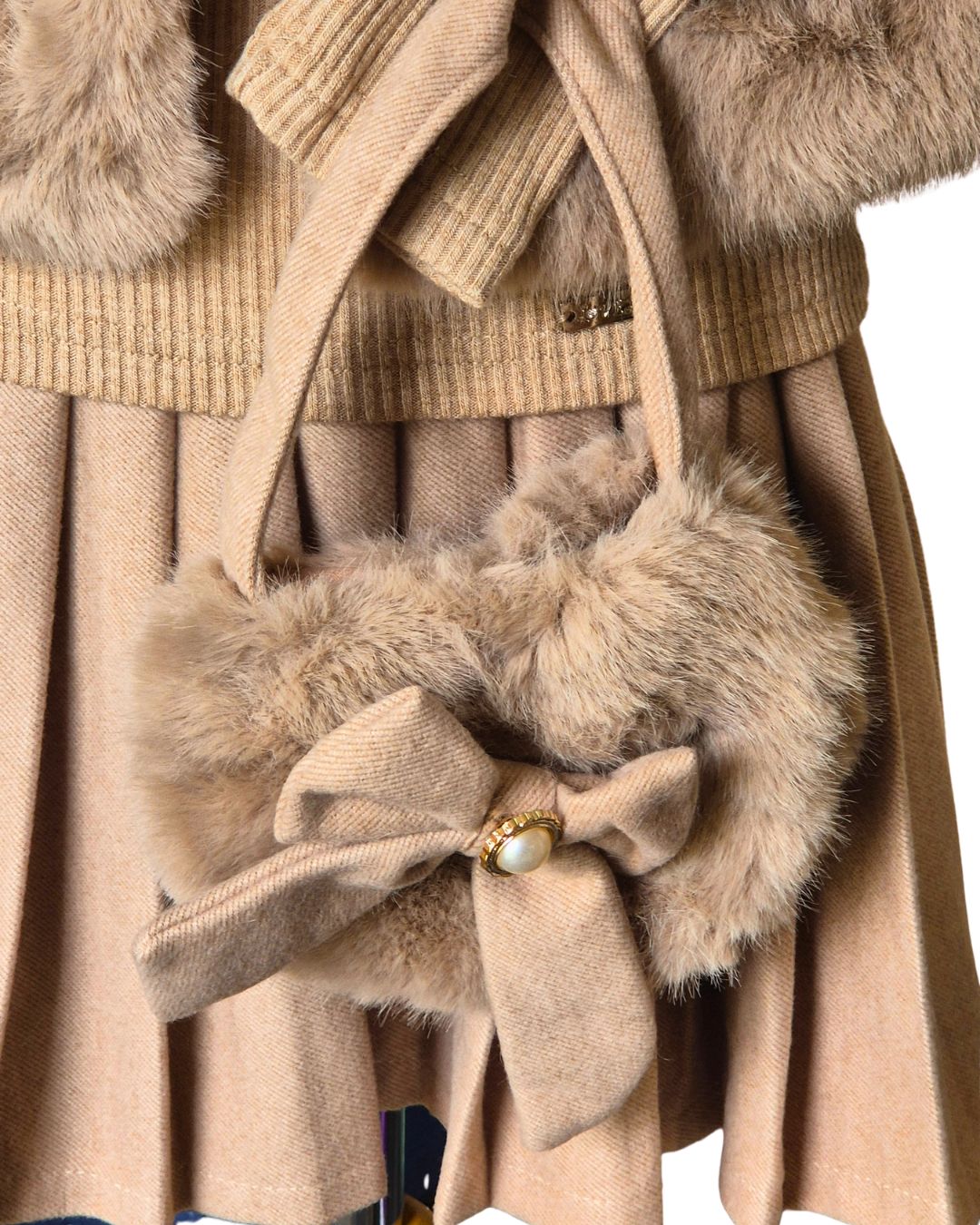 Girls faux fur gilet outfit with matching faux fur handbag